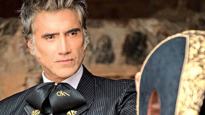 Alejandro Fernández se presentará en los Grammy Latinos 2021