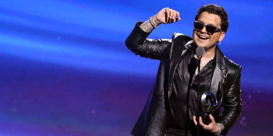 ¿Qué hizo Christian Nodal con el tatuaje de «los ojos» de Belinda?