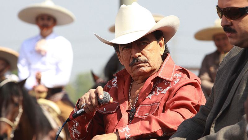 Joan Sebastian tendrá un mezcal con su nombre