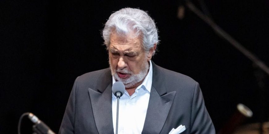 Plácido Domingo es vinculado a organización de explotación sexual