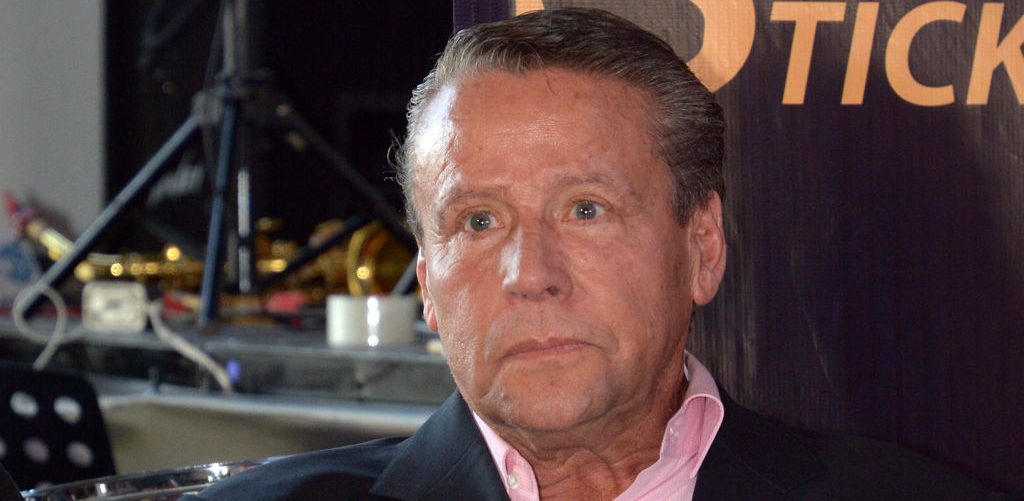 Alfredo Adame se lanzó como DJ y su nombre es «Golden Boy» El Botón