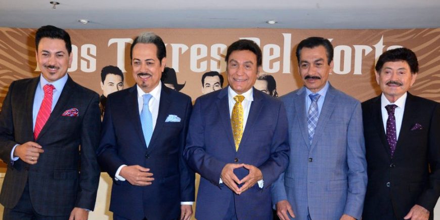 Los Tigres del Norte le dieron el último adiós a su madre en Mexicali