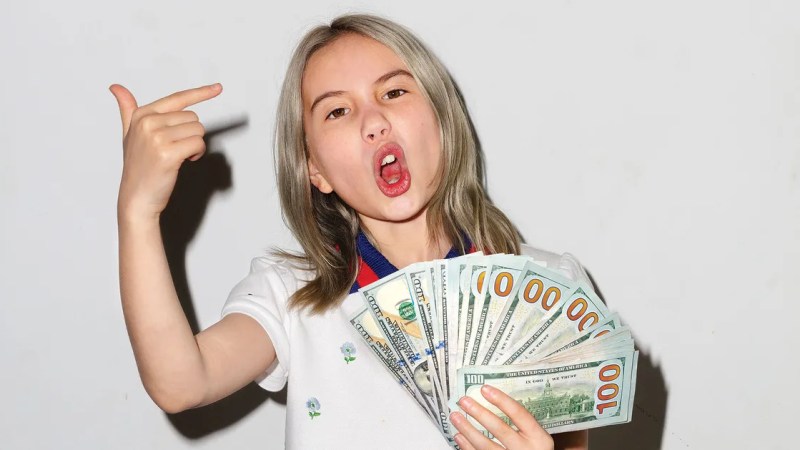 Falleció la influencer y rapera Lil Tay a los 14 años de edad