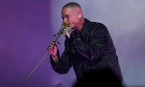 J Balvin hace historia en Medellín con un show de 7 horas J Balvin hace historia en Medellín con un show de 7 horas